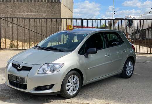 Toyota 1.4 Turbo D4D Luna automatique