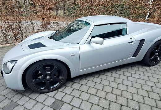 Opel 2.2i SE 16v Limited Edition
