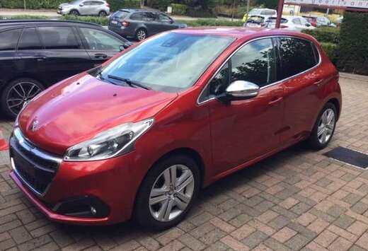 Peugeot 208 1.2 PureTech Allure S