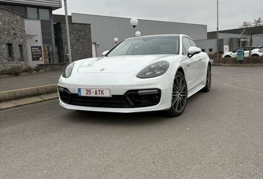 Porsche 4 e-Hybrid 2.9 V6 Bi-Turbo PHEV PDK (340 kW)