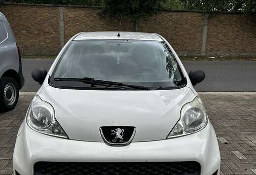 Peugeot 1.0i Active