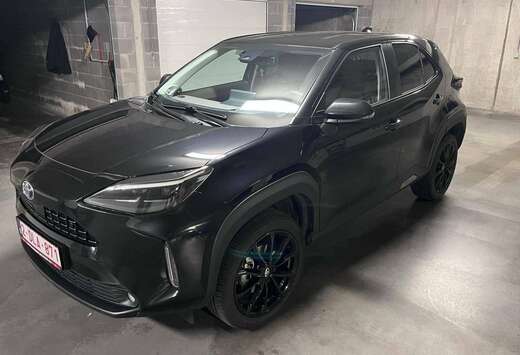 Toyota Yaris Hybrid 1.5i VVT-i E-CVT Elegant
