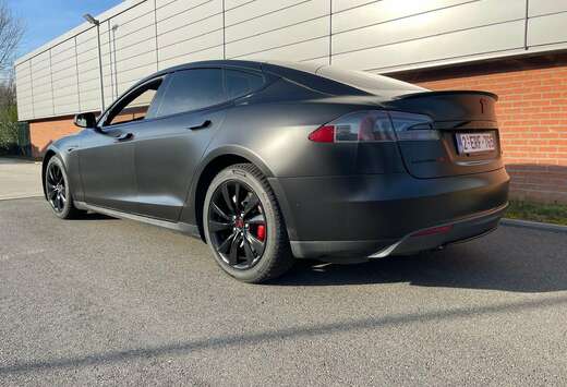 Tesla Model S 85 kWh Performance Dual Motor