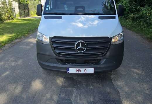 Mercedes-Benz 317 2.0 CDI L3 RWD Pro 9G-Tronic