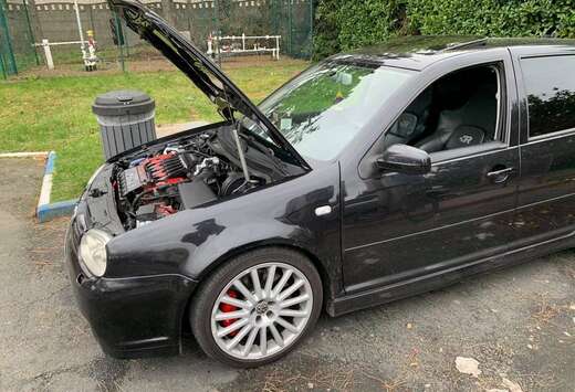 Volkswagen 2.8i V6 4Motion