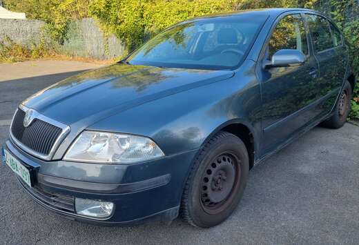 Skoda Octavia 1.6i Elegance