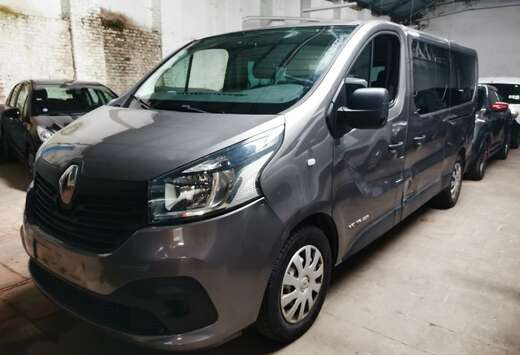 Renault DCI++ 9 PLACES ++CHASSIS LONG ++