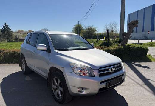 Toyota 2.2 D-4D 4x4 Cross Sport