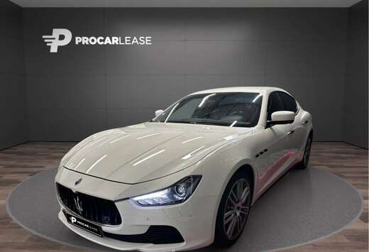 Maserati 3.0 V6 S Automatik/ Bi-Xenon/Camera/Carbonne ...