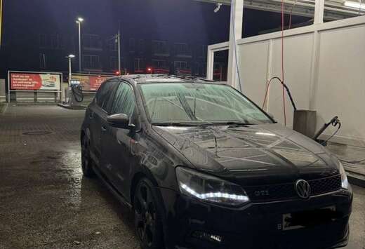 Volkswagen Polo 6R GTI 1.4 TSI DSG Essence Annee 2011