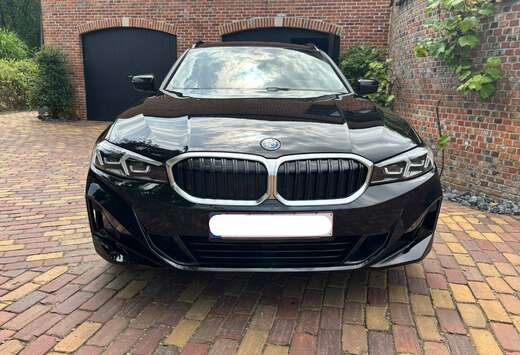 BMW Touring 320eA PHEV. Model 2024. Fabrieksgarantie. ...