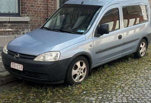 Opel Combo Tour 1.7 DTH CDTi