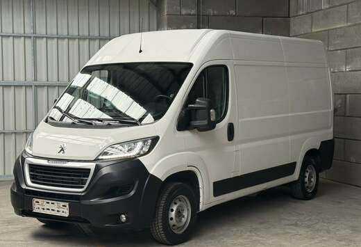 Peugeot TOLE 330 L2H2 BLUEHDI 130 PREMIUM