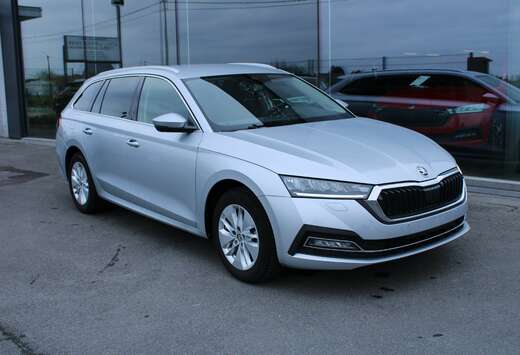 Skoda Octavia SW 1.0 TSI Clever-CAMERA-LED-ALU V-SMAR ...