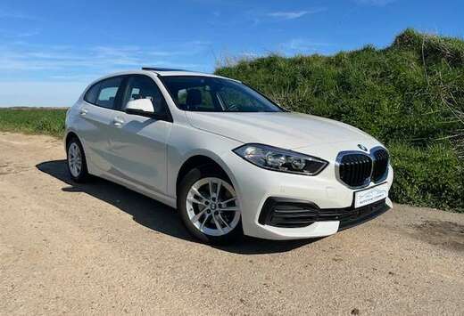 BMW 118i  Pano - PDC - Apple carplay - 70.791 KM