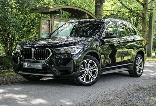 BMW X1 1.5i sDrive18 *Leder *Navigatie