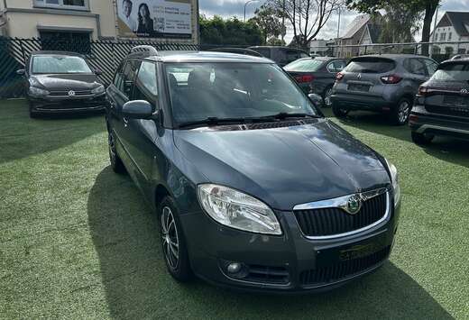 Skoda SW 1.4i Ambiente ° AIRCO ° PARKEERSENSOR °12 ...