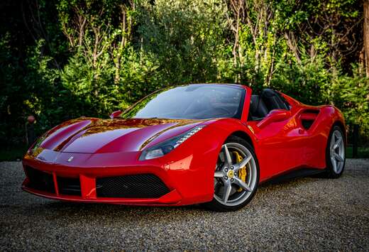 Ferrari 488 Spider 3.9 Turbo V8 F1