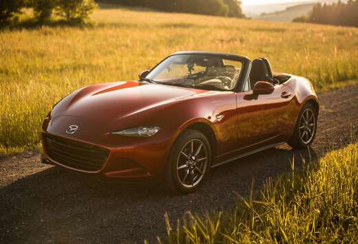 Mazda MX-5 SKYACTIV-G 1.5 SKYCRUISE 6MT