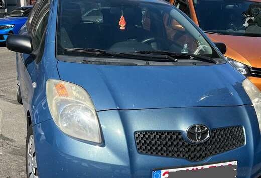 Toyota 1.0i VVT-i Natura