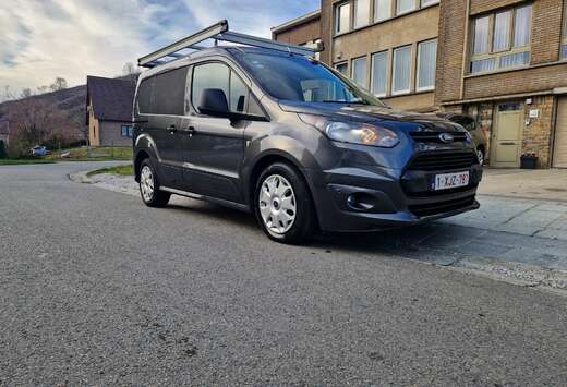 Ford BOTE AUTO/TVA DÉDUCTIBLE 3 PLACES