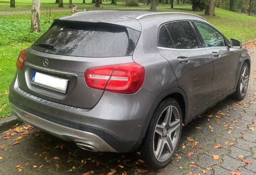 Mercedes-Benz GLA 200 d 4-Matic