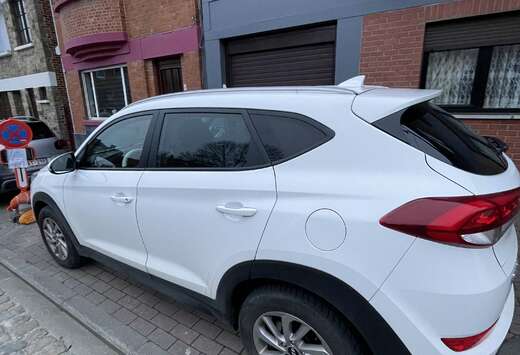 Hyundai 1.7 CRDi 2WD Launch Edition ISG