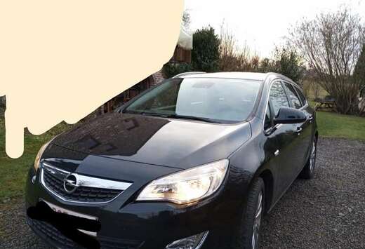 Opel Astra Sports Tourer 1.7 CDTi ECOTEC Cosmo DPF
