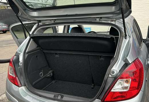 Opel Corsa 1.2i Enjoy