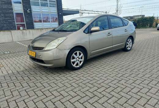 Toyota 1.5 Business 1e eigenaar Hybride accu is defec ...