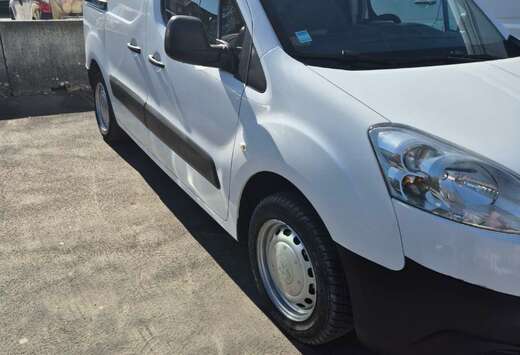 Peugeot 1.6 HDi L2H1 Confort 121 FAP (EU5)