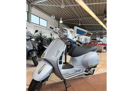 GTS Super Tech 125