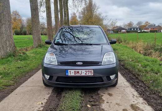 Ford Benzine 99000km Blanco Gekeurd Voor Vekoop