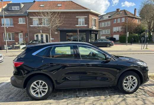 Ford Kuga 1.5 EcoBoost FWD TitaniumGpsCarplay