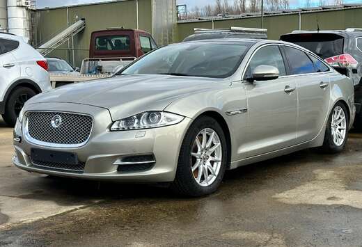Jaguar 3.0D V6 Premium Luxury