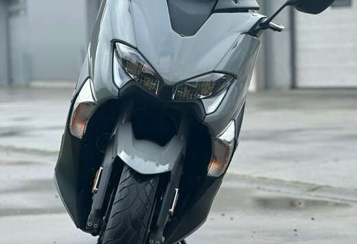 Akrapovic