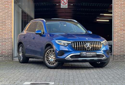 Mercedes-Benz 4Matic  Pano  LED  Burmester  CarPlay