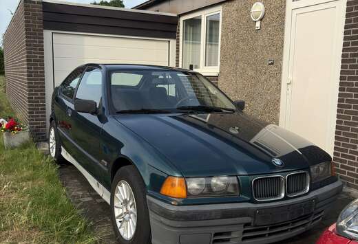 BMW 316i compact