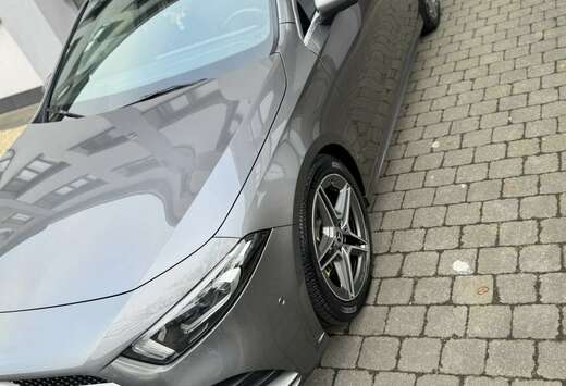 Mercedes-Benz (EU6AP)