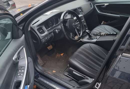 Volvo 2.0 D2 Momentum Geartronic