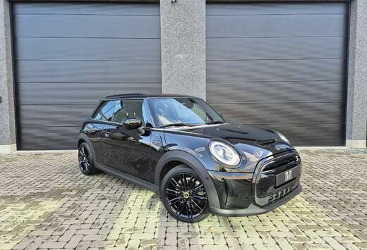 MINI Cooper SE Pano-Harman kardon-ACC-HUD-Keyless-LED