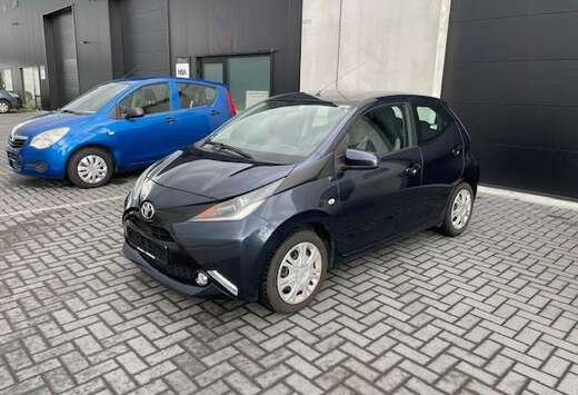 Toyota Aygo 1.0i VVT-i x-play touch, Camera, Airco, G ...