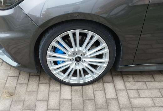 Ford Focus 2.3 EcoBoost rs