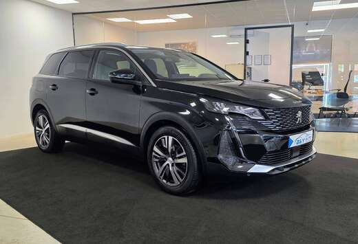Peugeot 5008 1.5 BlueHDi Automaat / Camera / Carplay