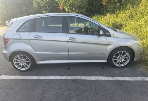 Mercedes-Benz be Premium