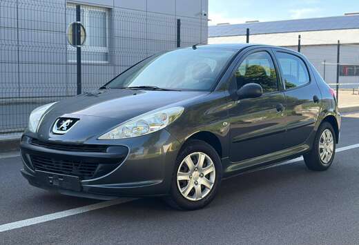 Peugeot Peugeot 206 1.1i * Superbe état * 0492/43.69 ...