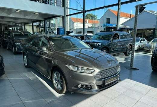 Ford CLIPPER TITANIUM BENZINE AUTOMAAT