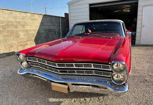 Ford Galaxie 500