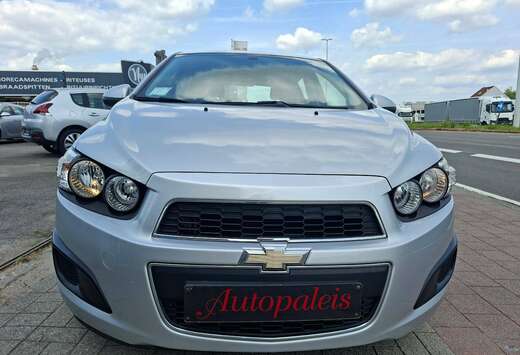 Chevrolet Aveo hatchback 1.2i  78 000KM
