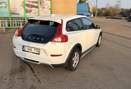 Volvo 1.6D SPORT * KEURING * 4X WINTERBANDEN MET VELG ...